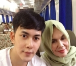 Selfie manis sebelum hadiri <i>event</i>