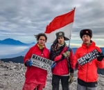 Mendaki gunung