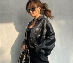 memesona dengan <i>all in black</i>