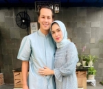 Pasutri Anti Jaim-Jaim Club