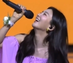 Seulgi Berdendang Penuh Totalitas
