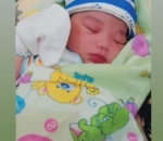 momen tidur gemas