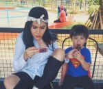 <i>momong anak karo mabar</i>