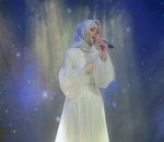 Bersuara Emas