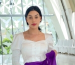 Bersahaja Dengan Kebaya