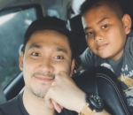 Momen Berikan Pujian