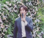 Jung Yong Hwa Sumbang Suara Emas