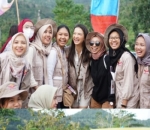 Aktif Jadi Relawan dan Dirikan Yayasan