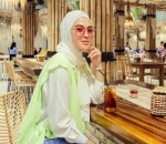 Habiskan Waktu di Kafe