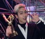 Si <i>Happy Virus</i>