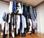 Gantungan Baju Bersama