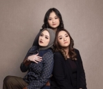 Kompak Saat Jalani Pemotretan