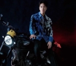 Debut sebagai Model
