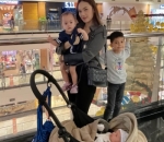 Foto Bertiga Pertama Kali