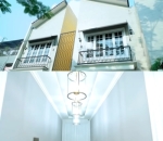 Rumah Dua Lantai