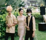 Glenca Chysara Diiringi Sang Adik