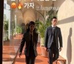 Aksi Catwalk Bareng Bodyguard