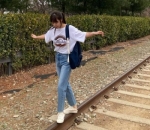 Asyik di Rel Kereta