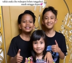 Pose Gemas Bertiga