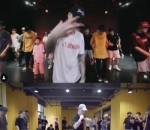 Guru Tari Lay EXO