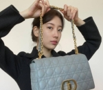 Momen Promosikan Dior