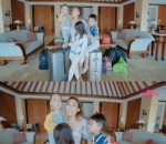 Ajak Anak Liburan Saat Suami ke Luar Negeri