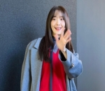Yoona Si <i>Happy Virus</i>