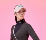 Didapuk Jadi Model Fesyen