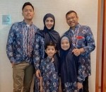 Kompakan Pakai Batik