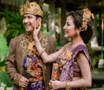 Hubungan Asmara dengan Zikri Daulay