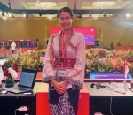 Perpaduan Kebaya dan Rok Selutut