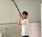 Park Ji Hoon Cosplay Jadi Staff