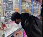 Jajal <i>Claw Machine</i>