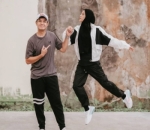 Style Hitam Putih