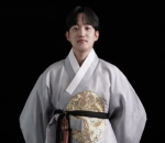 Pengantin Pria Yang Gagah