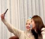 Selfie Bareng Hyoyeon