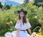 Secantik Peri dengan Sabrina Dress