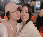 Song Hye Kyo dan Lim Ji Yeon Super Cute