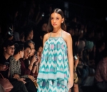 Momen Jadi Model Catwalk