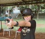 [Trigger Warning] Latihan Menembak
