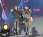 Lisa dan Jennie Yang Asyik