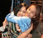 Akrab dengan Annisa Pohan