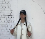 Cantik dengan Gaya Boyish