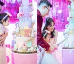 Momen Gemas Tiup Lilin dan Potong Kue