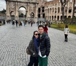 Pakai Jaket Couple
