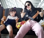 Kompak Pose Swag