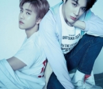 Jeno dan Jaemin NCT Dream Makan Mie Kremes