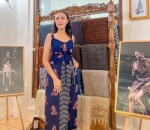 Anggun Dalam Balutan Dress Batik