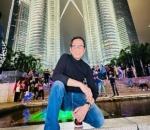 Bergaya di Twin Tower Kuala Lumpur