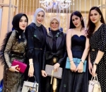 Bareng Geng sosialita
